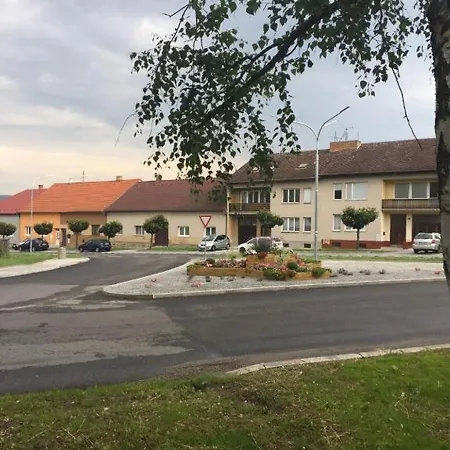 Apartmán se zahradou v Protivíně č.2 Exterior foto