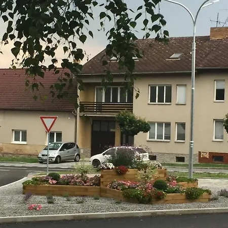 Apartmán se zahradou v Protivíně č.2 Exterior foto